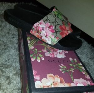 Gucci Shoes - Slides Gucci Shoes - Slides